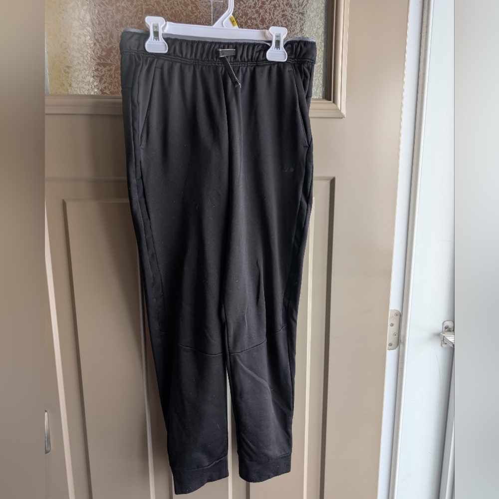 🩶3/$20 5/$30 7/$40🩶Boys Sz XL Sweat Pants